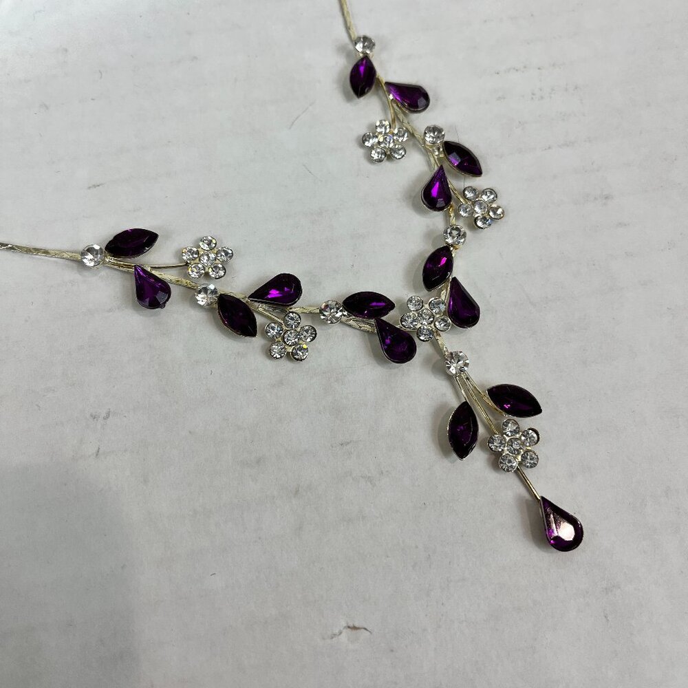 Women's Rhinestone, purple/white earrings & Necklace Set, Costume